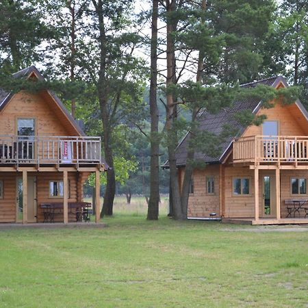 Camping Szczecinek Domy Wypoczynkowe Екстер'єр фото
